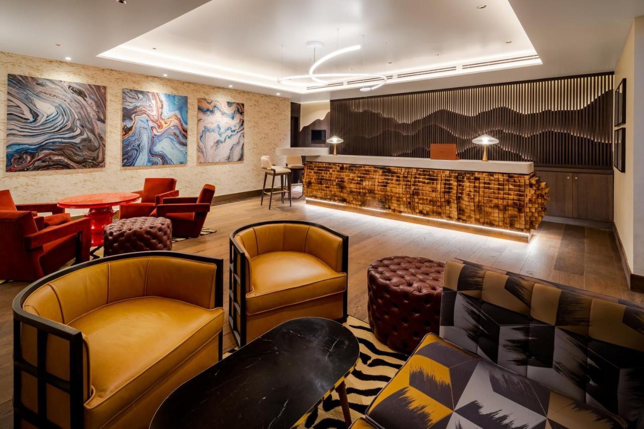 Five Zurich - Luxury City Resort المظهر الخارجي الصورة The lounge at the airport