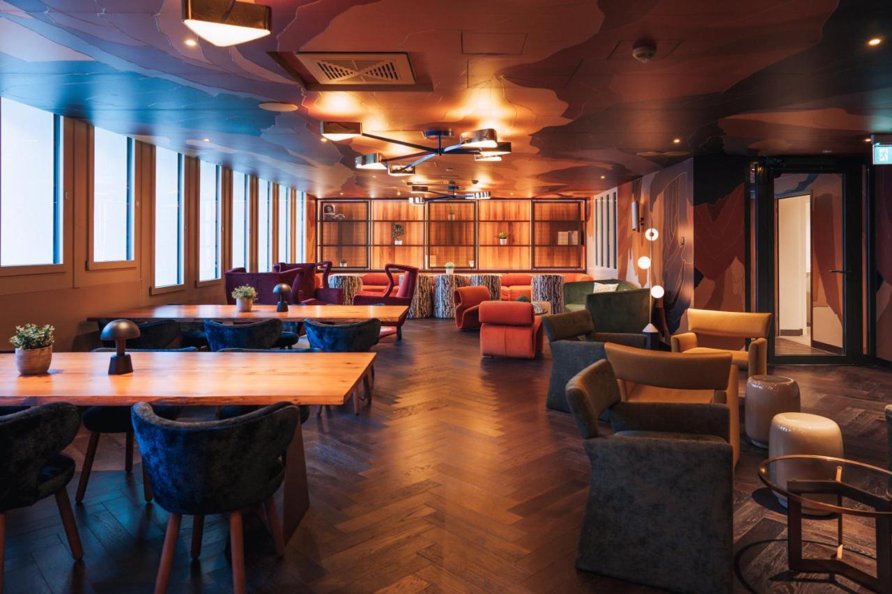 Five Zurich - Luxury City Resort المظهر الخارجي الصورة The interior of the lounge