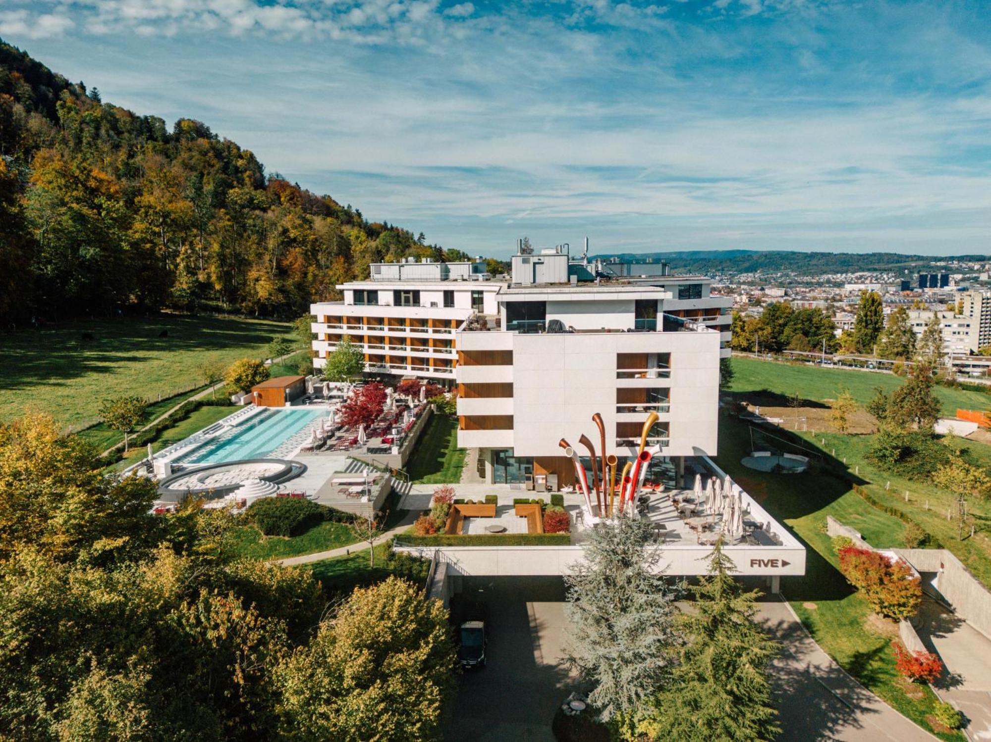 Five Zurich - Luxury City Resort المظهر الخارجي الصورة The Dolder Grand